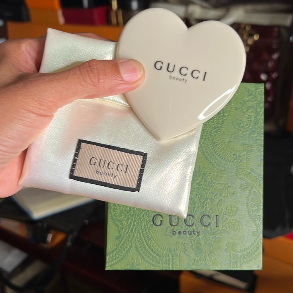 NIB HEART MIRROR COMPLETE INCLUSION